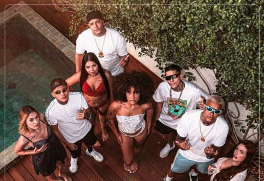 Mc Pablo & Mc Vine7 - No Meu Celular (feat. Mc Duzinho Sp, Ruggi, J. Books, Mc Ng)