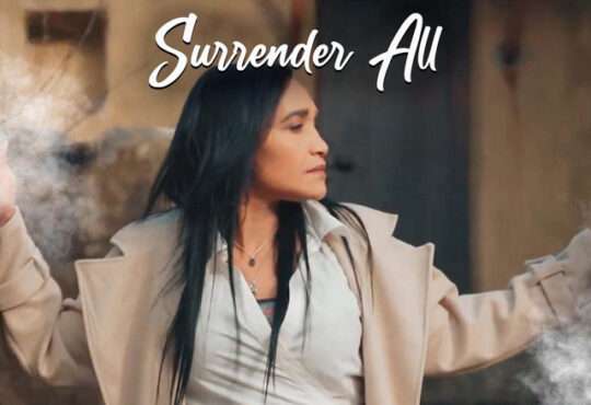 Suzanna Lubrano - Surrender All