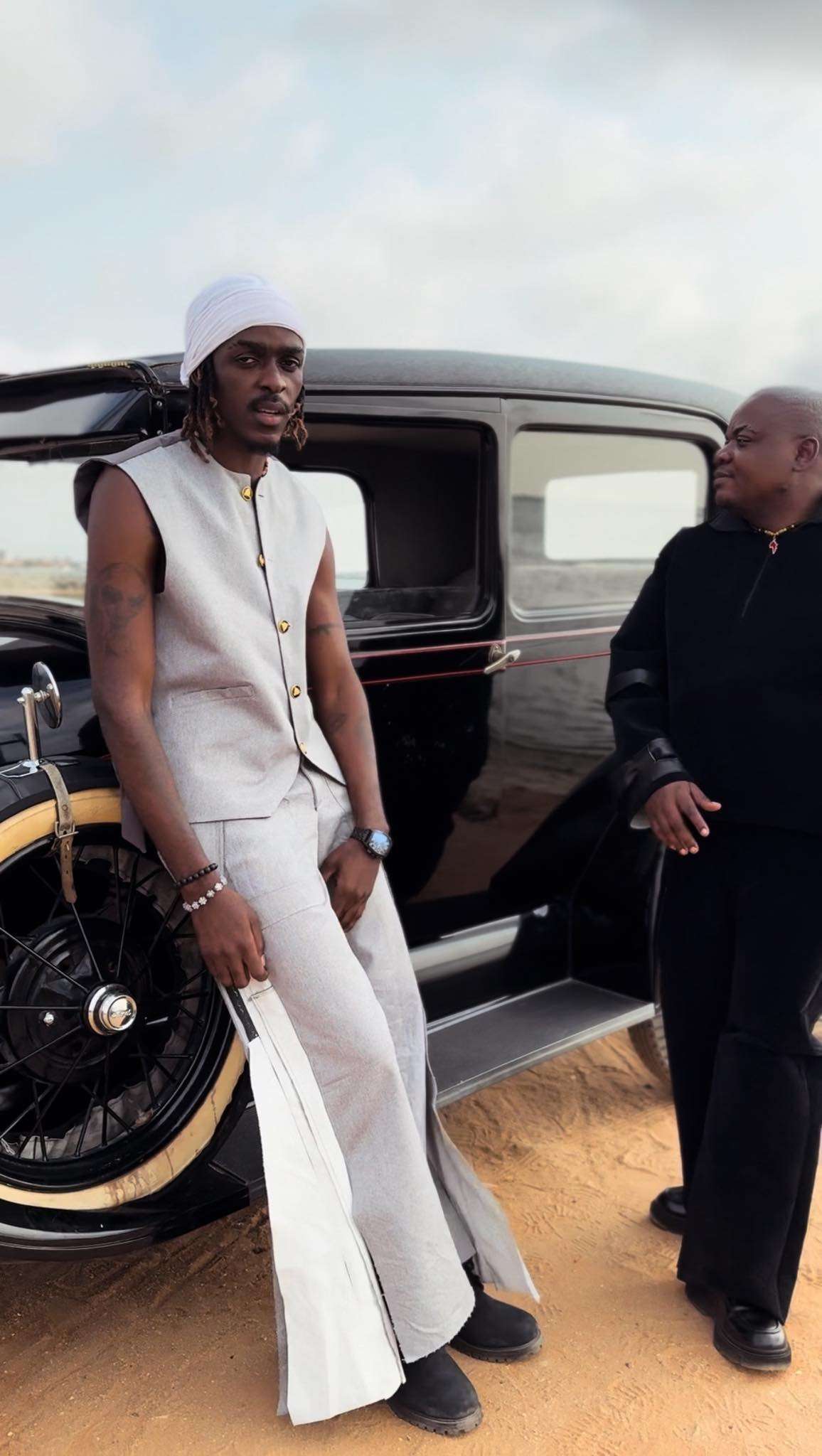 3 Finer ft. Izz Popik - Angeli